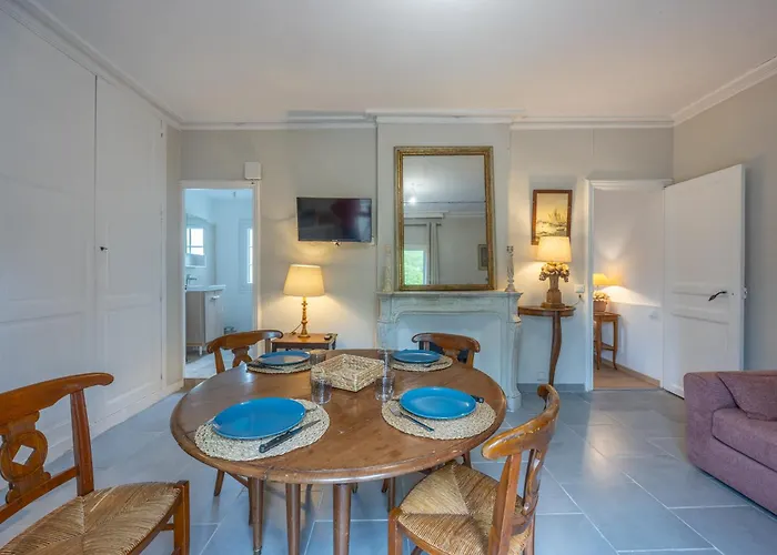 La Vie Gite Renove Avec Terrasse Et Vue Parc - 2 A 4 Pers